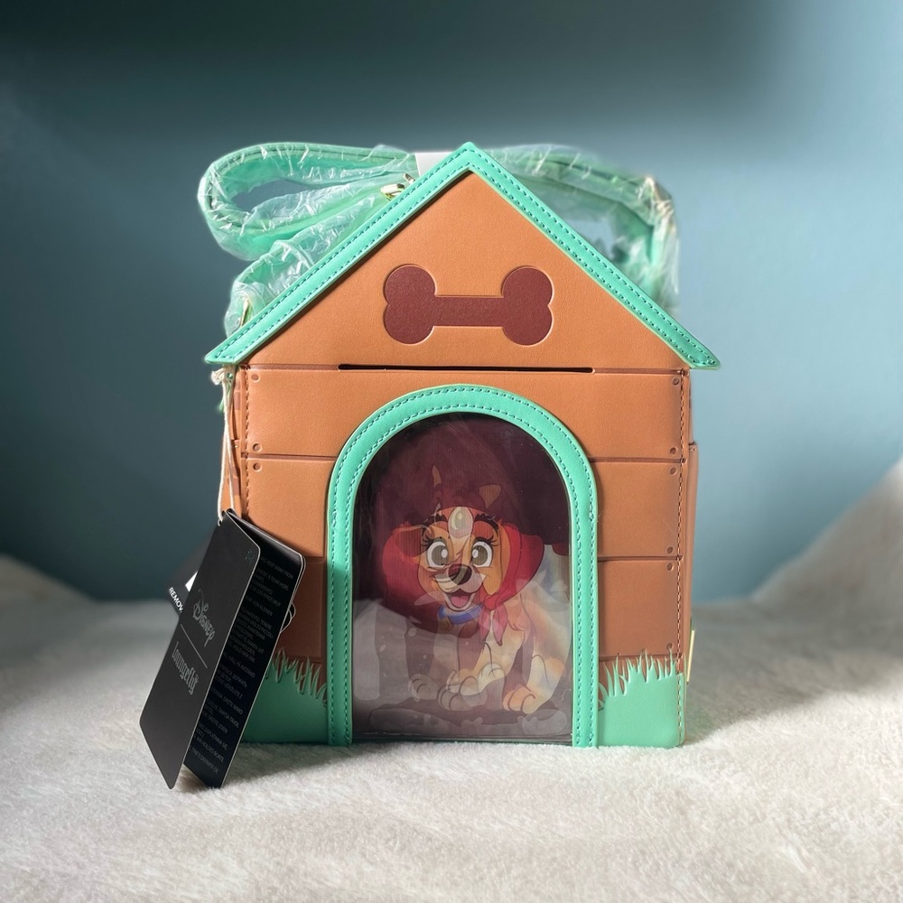 Loungefly I Heart Disney Dogs Doghouse Triple Lenticular Figural Crossbody Bag